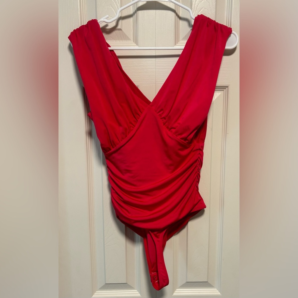 NWT EXPRESS Body Contour Collection Sculpting Bodysuit - Picture 2 of 7